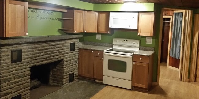 2416 N Main Ave, Unit Rear