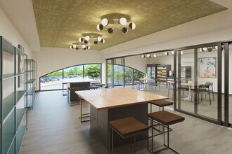 Station Nine in Durham, NC - Foto de edificio - Building Photo