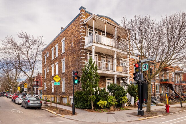 2598 Saint-Zotique Rue E