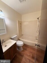 142 Westchester Dr in Little Egg Harbor Township, NJ - Foto de edificio - Building Photo