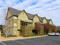 Building Photo - Creekside of Auburn Apartments in Auburn, Alabama