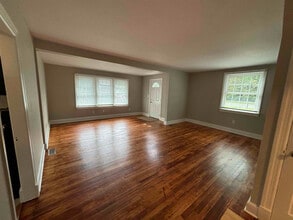 790 Rappohack Dr in White Stone, VA - Foto de edificio - Building Photo