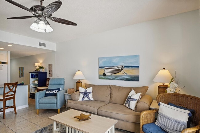 12011 Front Beach Rd in Panama City Beach, FL - Building Photo - Building Photo