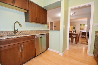 5 Bayard Rd in Pittsburgh, PA - Building Photo - Building Photo