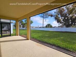 5819 Oak Bridge Ct in Bradenton, FL - Building Photo - Building Photo