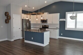 3005 Primrose Ln in Castle Hayne, NC - Building Photo - Building Photo