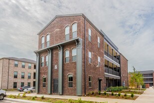 Thrive Argenta Apartments