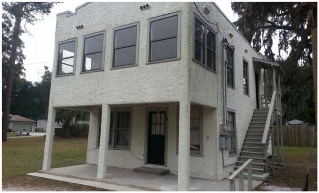 property at 738 Wood St