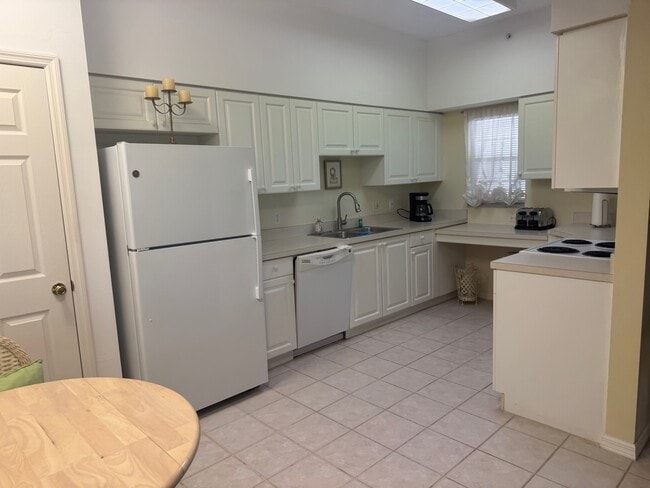 4220 Central Sarasota Pky, Unit 1216 in Sarasota, FL - Building Photo - Building Photo