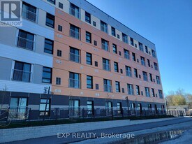 75 Barrie Rd in Orillia, ON - Building Photo