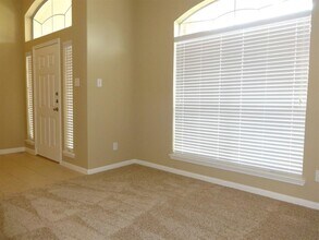 423 Brushy Glen Dr in Houston, TX - Building Photo - Building Photo