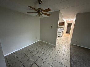 956 S Lincoln St, Unit 956.5 in Kent, OH - Foto de edificio - Building Photo