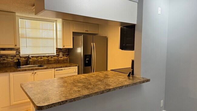 6331 La Costa Dr in Boca Raton, FL - Building Photo - Building Photo