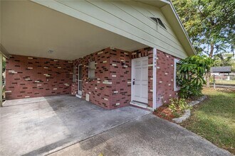 1809 E Knollwood St in Tampa, FL - Building Photo - Building Photo