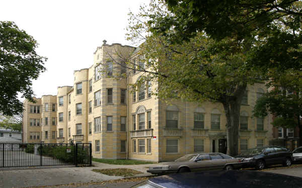 6810-6814 N Lakewood Ave in Chicago, IL - Building Photo - Building Photo