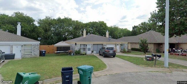 property at 416 Casie Ct