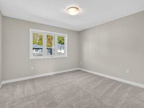 80 Willson Dr in Thorold, ON - Building Photo - Building Photo