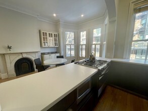 99 Pembroke St, Unit 1 in Boston, MA - Building Photo - Building Photo