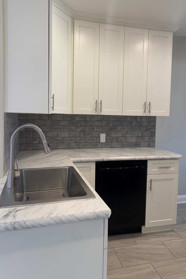 property at 11749 Arden Ave