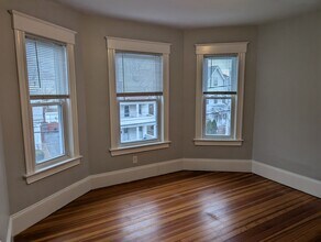 11 Belmont St in Everett, MA - Building Photo - Building Photo