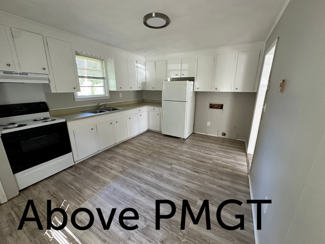 396 Sequoia Dr in Spartanburg, SC - Building Photo - Building Photo