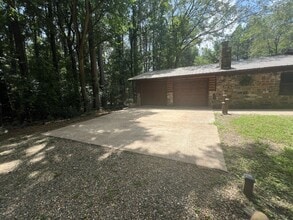 247 Pine Lake Rd in Broken Bow, OK - Building Photo - Building Photo