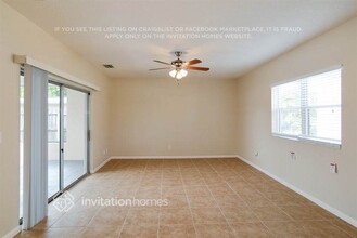 832 SE Thornhill Dr in Port St. Lucie, FL - Building Photo - Building Photo
