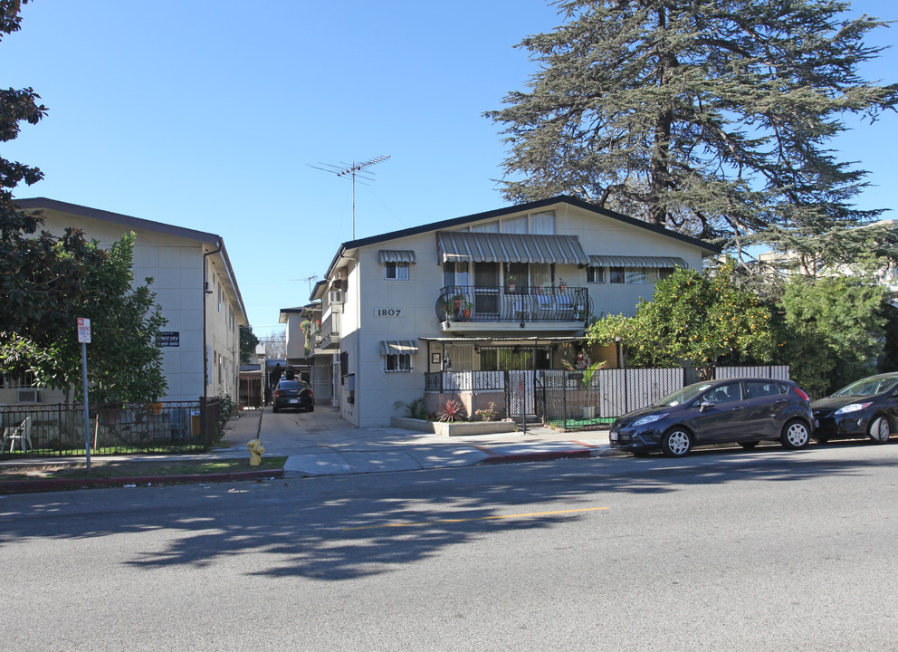 1807 Edgemont St in Los Angeles, CA - Building Photo