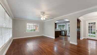 1414 W Cypress St in Rogers, AR - Building Photo - Building Photo