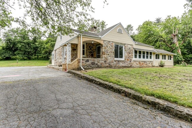 property at 1140 Oyster Mill Rd