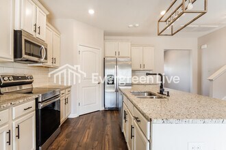 1004 Canvasback Wy in Alabaster, AL - Building Photo - Building Photo