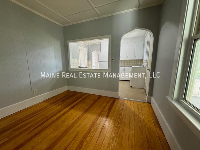 1 Bellevue St in Winslow, ME - Building Photo - Building Photo
