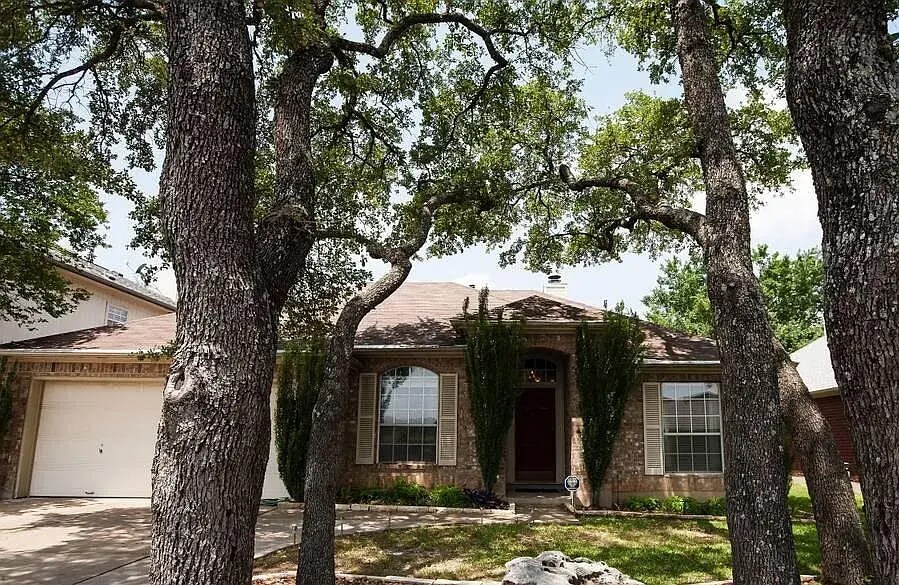 1308 Meadow Lark Dr in Cedar Park, TX - Building Photo