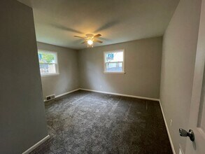 1630 Cleveland St in Beloit, WI - Building Photo - Building Photo