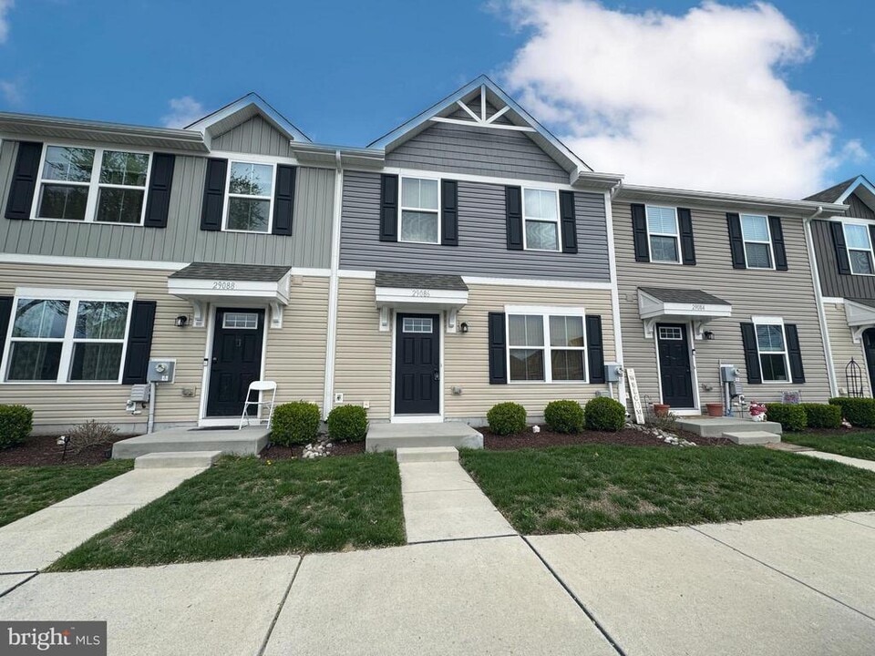 29086 St Thomas Blvd in Millsboro, DE - Building Photo