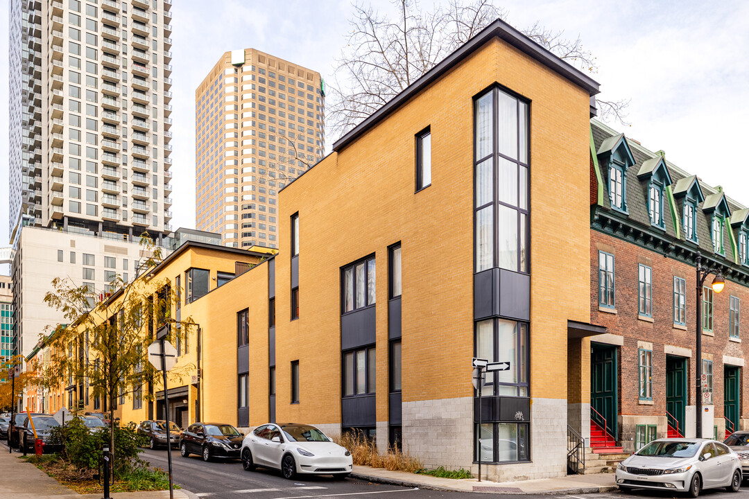 1051-1055 Anderson Rue in Montréal, QC - Building Photo