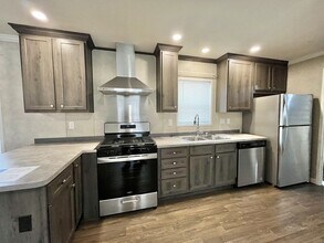 3701 2nd St in Coralville, IA - Foto de edificio - Building Photo