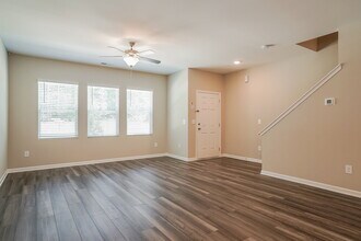 524 Landing View Dr in Wendell, NC - Foto de edificio - Building Photo