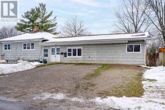 94-94 Chesterfield Ave in London, ON - Building Photo - Building Photo