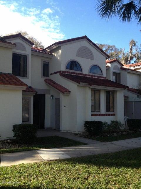 1099 Country Club Dr in Titusville, FL - Building Photo
