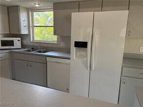 374 Connecticut St in Fort Myers Beach, FL - Building Photo - Building Photo