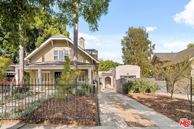 property at 1322 N Cherokee Ave