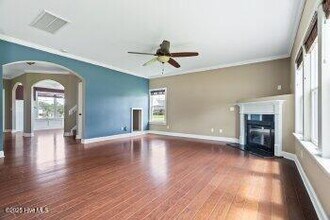 110 Coles Farm Dr in Jacksonville, NC - Building Photo - Building Photo