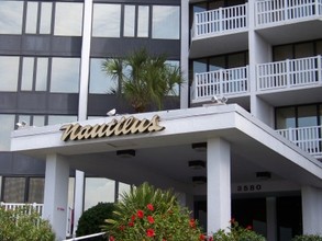 Nautilus Condominum in Flagler Beach, FL - Foto de edificio - Building Photo