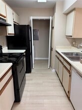 5635 Devonbriar Way in Orlando, FL - Building Photo - Building Photo