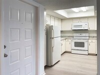 2816 S Bartell Dr photo'