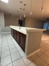 13364 Beach Blvd in Jacksonville, FL - Foto de edificio - Building Photo