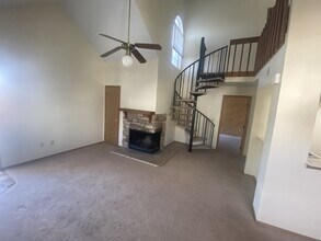 8321 S Upham Way in Littleton, CO - Building Photo - Building Photo