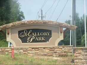 6294 Mallory Ridge in Union City, GA - Building Photo - Building Photo