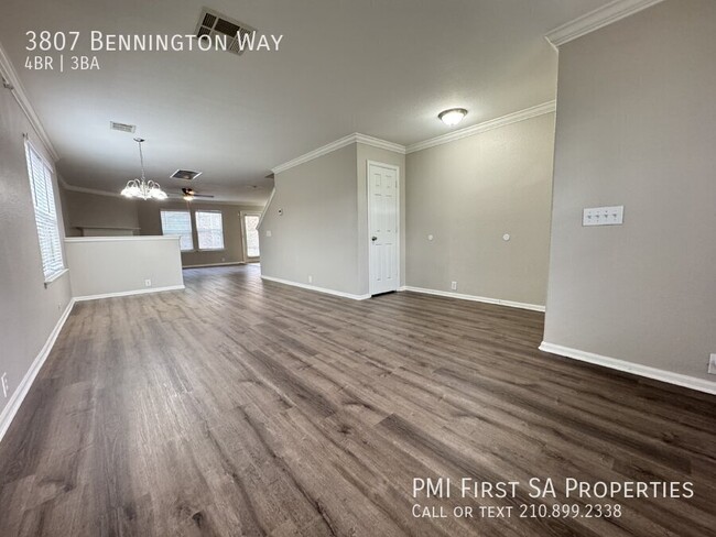 3807 Bennington Way in San Antonio, TX - Building Photo - Building Photo